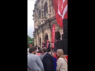 Fête sur le parvis des arènes 12 05 218 montée en Ligue 1
