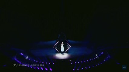 Eurovision 2018 Fail United Kingdom Man Stolen Microphone