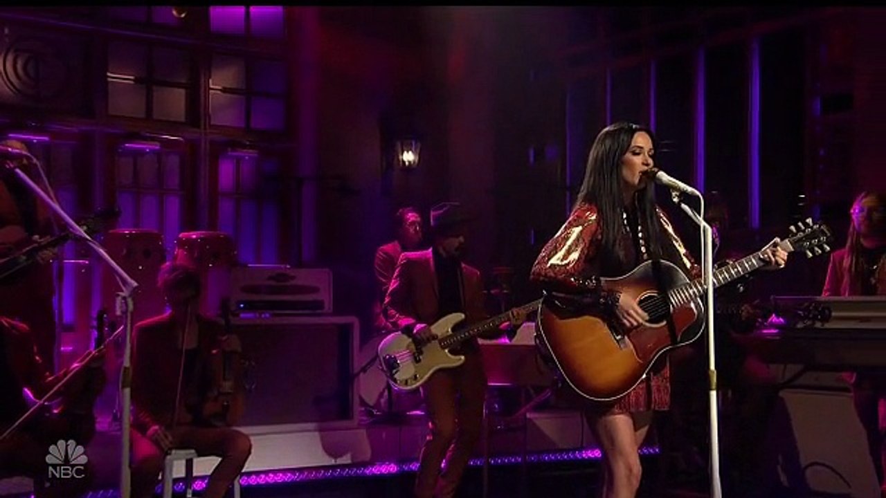 Kacey Musgraves - "Slow Burn" SNL Performance