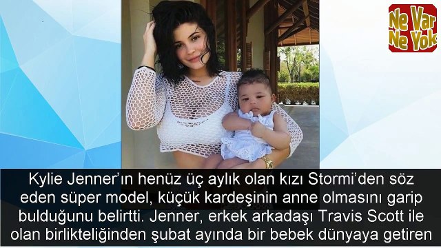 Kendall Jenner üstünü giymeyi unutmuş! Transparan elbisesi olay oldu