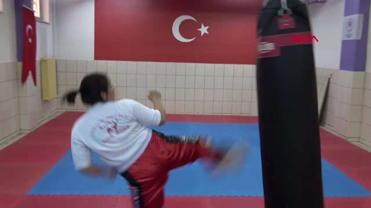 Kick Boks Sayesinde Aile Ekonomisine Katkı Sağlıyor - Hd