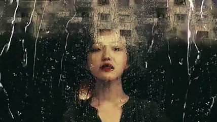 Từng giọt nước mắt đắng vẫn thấm ướt trên môiVì trong lòng em chỉ có yêu một mình anh thôi ...