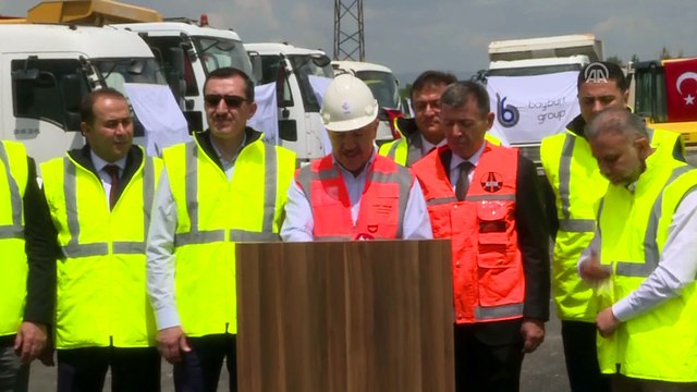 Arslan: “ (Kızılcahamam-Gerede) Hem bölünmüş yolunu genişletiyoruz hem de sıcak asfalt hale getiriyoruz” - ANKARA