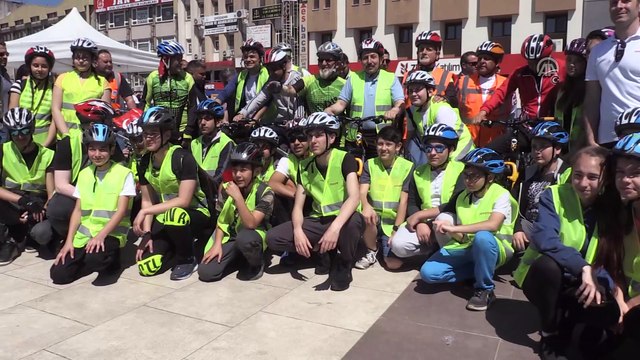 Trafikte bisiklet farkındalığı için pedal çevirdiler - SAKARYA