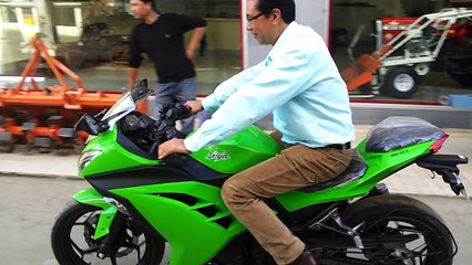 Test Ride Ninja 300 before buying