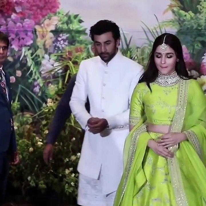 Alia & Ranbir at Sonam's Grand Wedding Reception Party_rose__green_heart_ - sonamkishaadi - Bebob