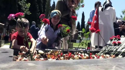 'Evin içi boş anne, çünkü babam yok' - MANİSA