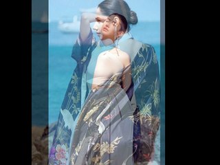 Cannes 2018: Mahira Khan's bold Dress pictures from Cannes will leave you stunned