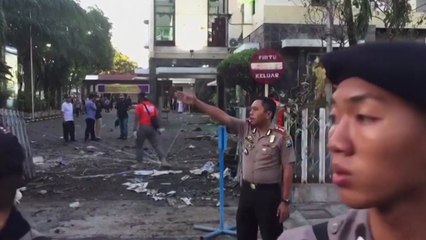 "인니 교회 자폭테러는 일가족 범행"...시리아서 귀국 / YTN