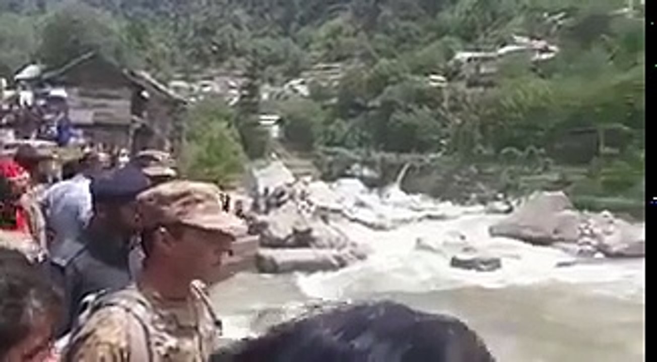 Pakistan Army rescue operation at Neelum valley bridge collapse - Dailymotion