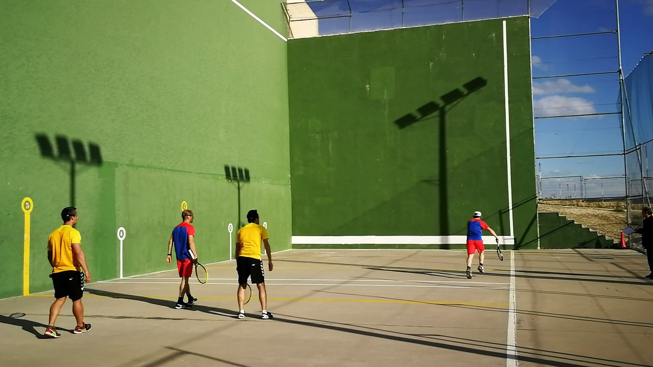 Frontenis honor ultimos tantos emocionantes 1ª partida Rivas vs Alcalá set 1