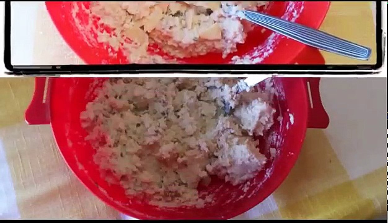 Focaccia di Pane Raffermo video ricetta - Torta salata rustica - Pizza