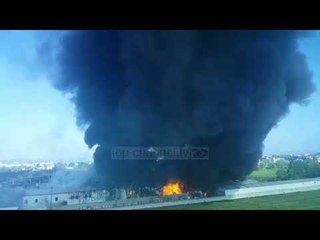 Zjarr i madh në një fabrikë riciklimi mbetjesh