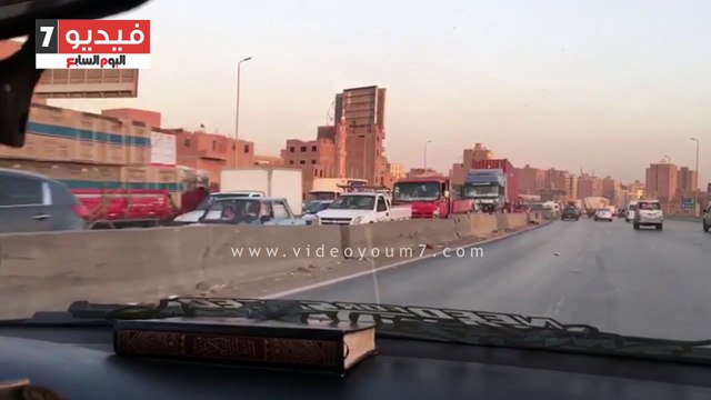 زحام مرورى أعلى الطريق الدائرى بالمريوطية بسبب زيادة الأحمال