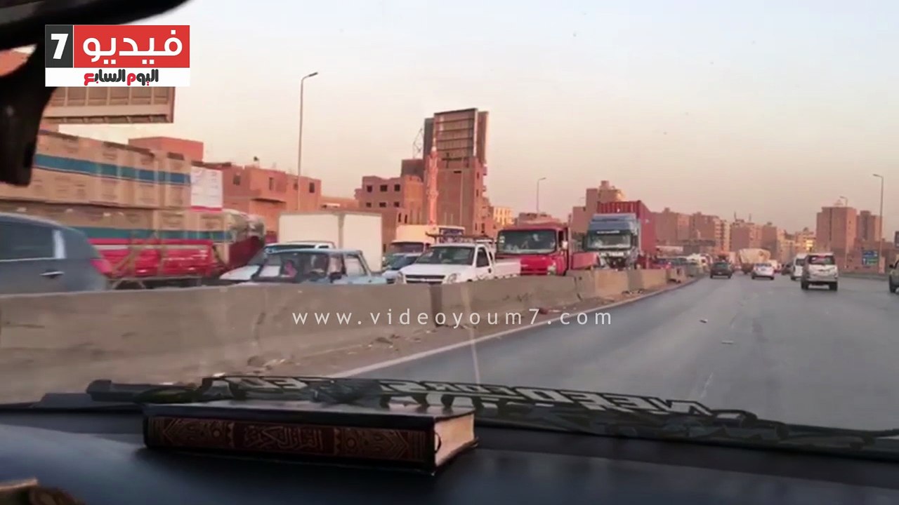 زحام مرورى أعلى الطريق الدائرى بالمريوطية بسبب زيادة الأحمال