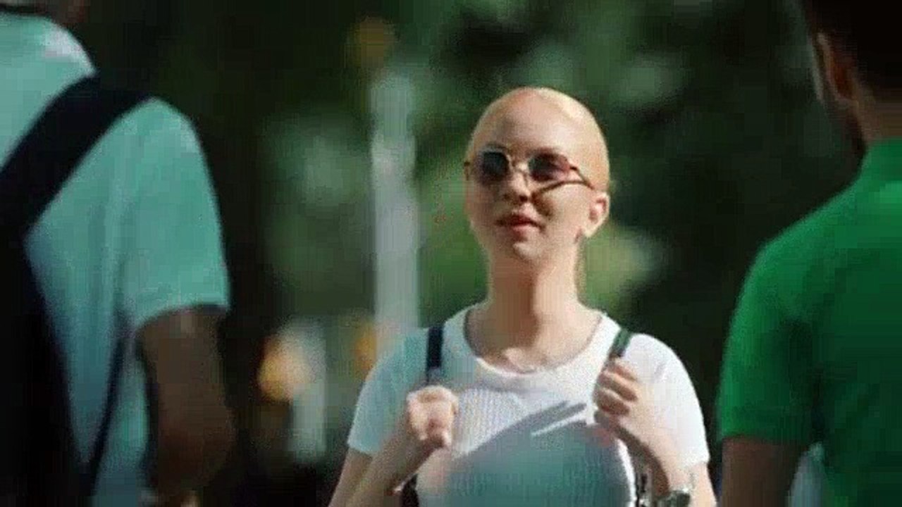 Ozan Doğulu feat. Ece Seçkin - Sayın Seyirciler