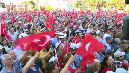 CHP'nin cumhurbaşkanı adayı İnce'ye Anneler günü sürprizi - MANİSA