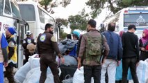 Suriye'de rejim ablukasından zorunlu tahliyeler sürüyor - İDLİB