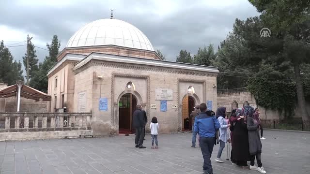 Veysel Karani Hazretlerini Anma ve Anneler Günü Etkinliği