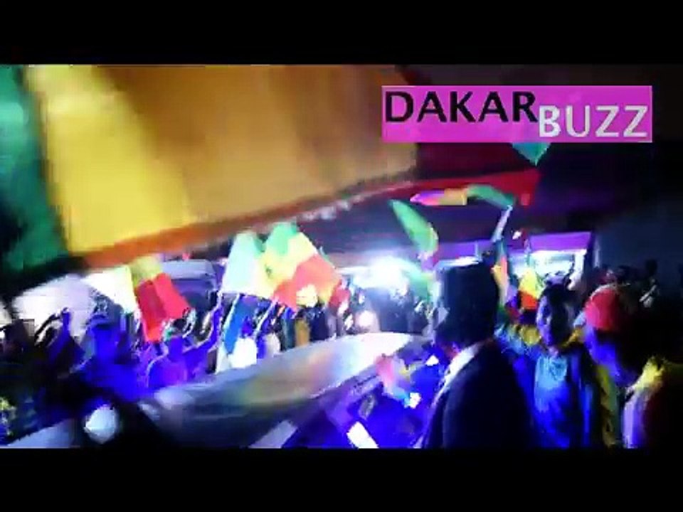 VIDÉO  INCROYABLES ENTRÉES SUR SCÈNE DE PAPE DIOUF AVEC LE 12 éme GAINDE