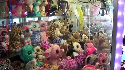 Beanie Boo Claw Machine Win