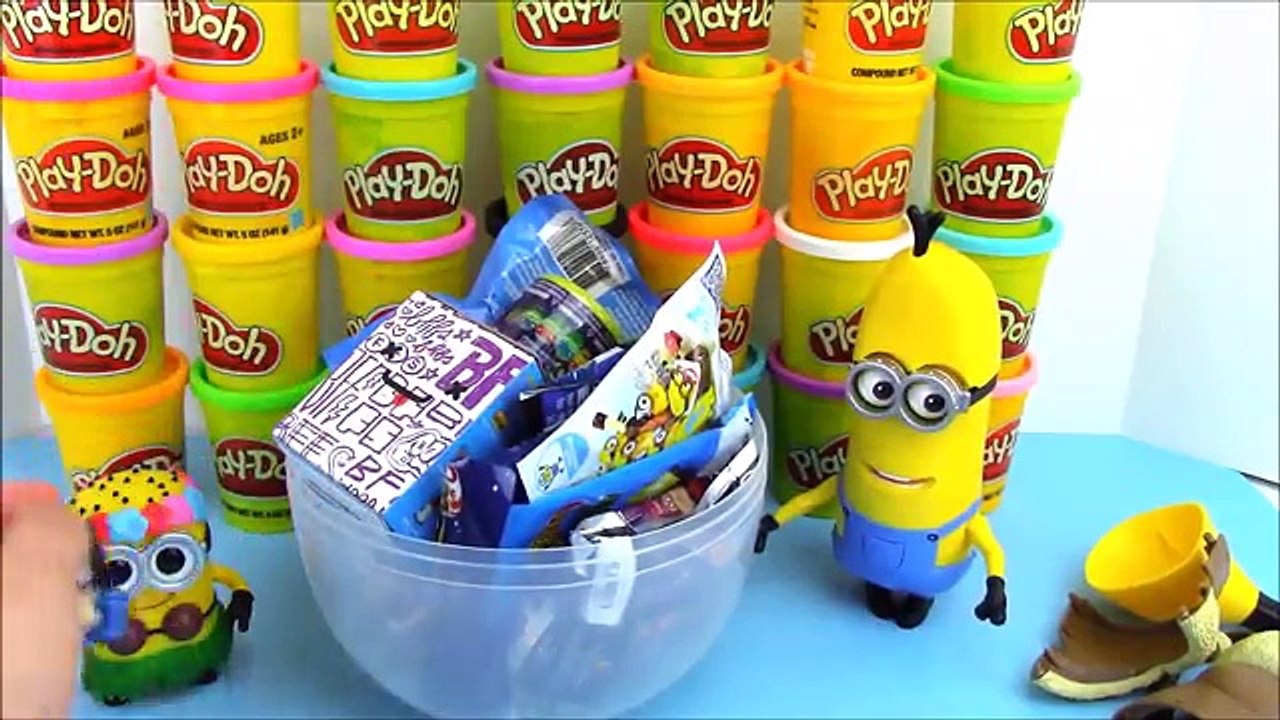 Coolest Minion Surprise Egg King Bob with Surprise Toys