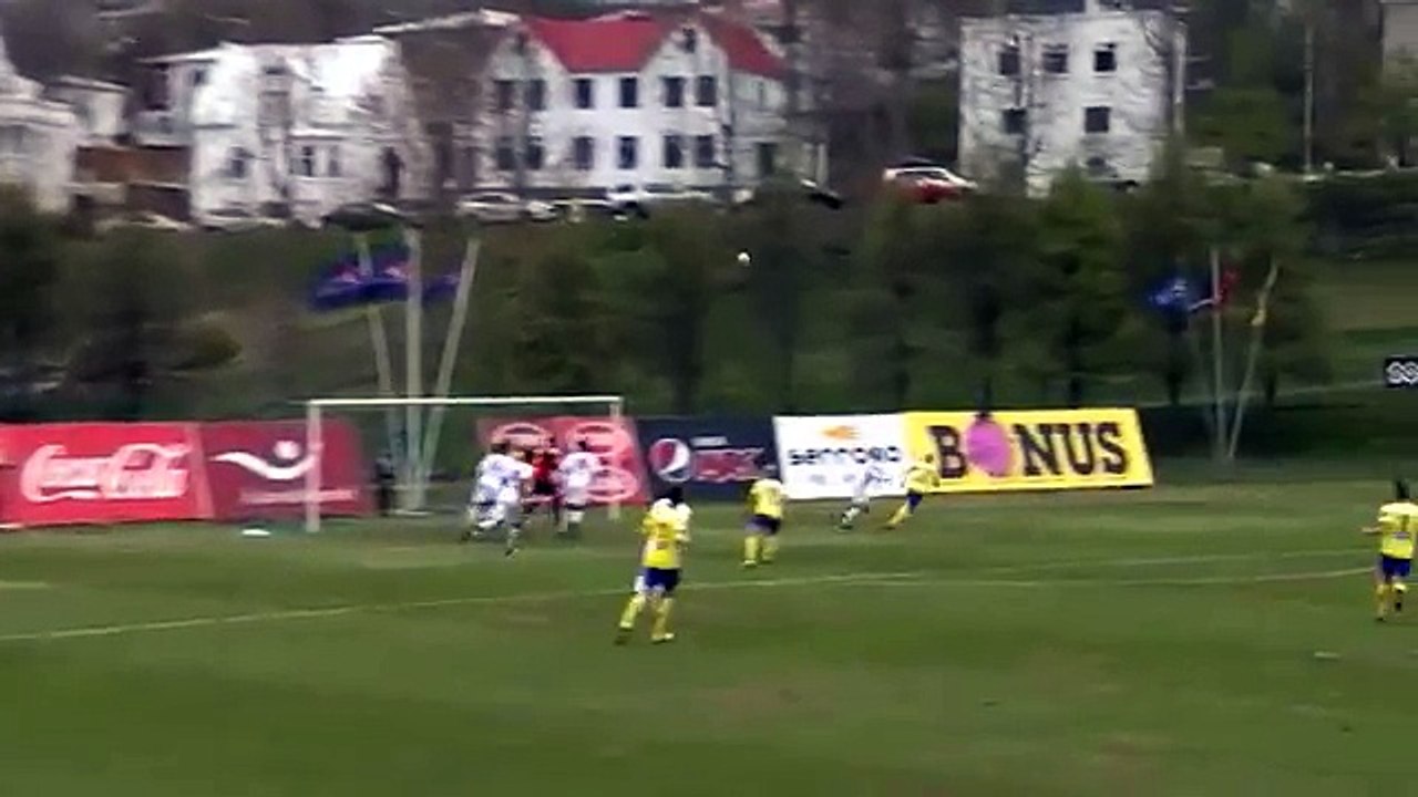 Akureyri 2:0 Vestmannaeyjar