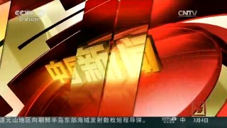 [中国新闻]浙江：电瓶车卷入货车底 孩子死里逃生