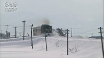 池本康弘　雪景色の中を走るストーブ列車