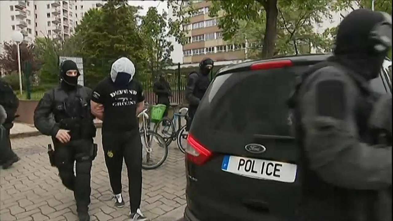 Francia: nuovi arresti in relazione all'attentato di sabato a Parigi