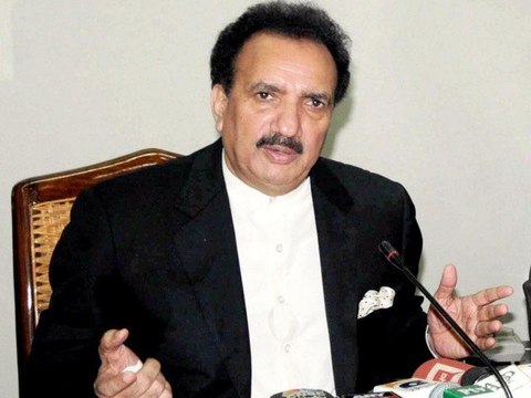 Rehman malik demands ex-PM Sharif to renounce 'Mumbai attack' statement