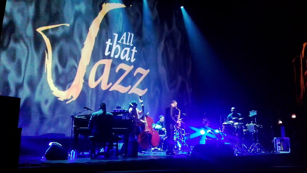 Kenny Garrett part en live