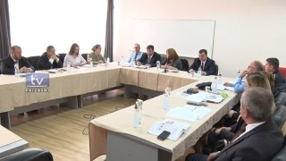 Koordinatori nacional dhe zv/ministri Naim Qelaj, takim me mekanizmin komunal në Dragash