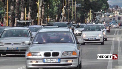Report TV - Siguracionet e makinave, AMF miraton tarifat për çdo kategori, ja sa do paguani