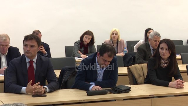 Opozita: Nuk ka bojkot, ne Kuvend per t’u perballur me Ramen