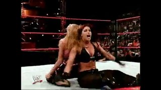 WWE  Best 30 seconds fury with the Diva Victoria