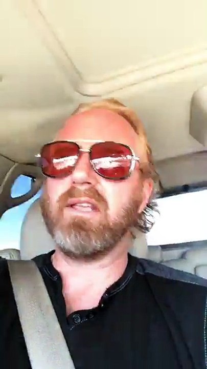 Arizona Luxury Celebrity Real Estate Agent Helping Celebrities Buy and Sell Luxury Mansions in Arizona.  Helping Arizona Buy Homes With 0% Zero Down!  Zero Down Home Loans Now Available!