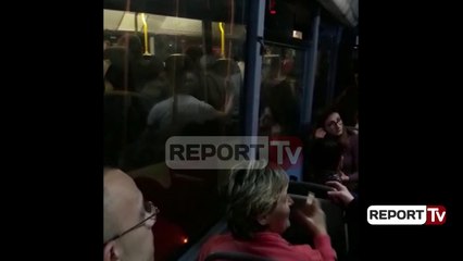 Report TV - Dy autobusët urbanë përplasën në Tiranë