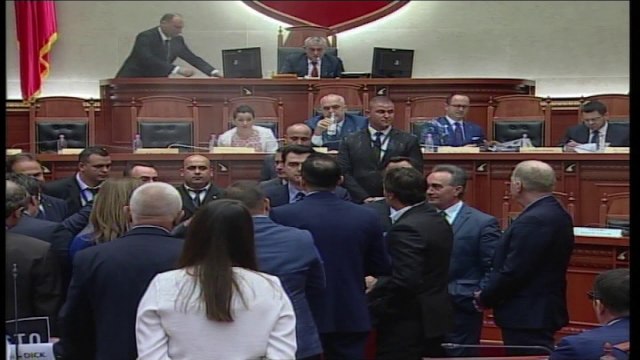 Pa Koment - Miell në drejtim të Ramës - Top Channel Albania - News - Lajme