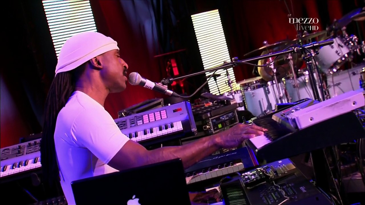 Raul Midon, Richard Bona - Good Times (Jazz in Marciac 2011)