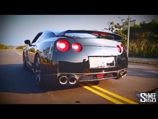 Download Video: ARMYTRIX Nissan GT-R R35 Exhaust System - Huge Revs and Acceleration