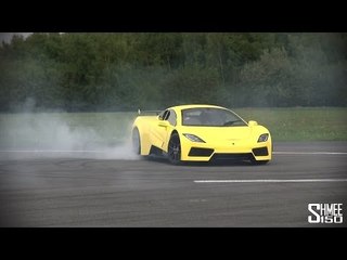 Arash AF8 - Smoking Donuts and Accelerations