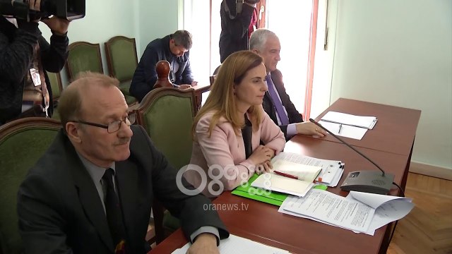 Ora News - Anila Trimi raporton për situatën e policisë para Komisionit të Sigurisë