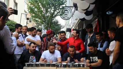 Ünlü pilavcı Baruthane Pilavcısı 4.5 ton pilav dağıttı