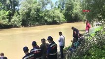 Sakarya-Balık Tutarken Nehre Düşen 2 Arkadaş Kayboldu-Hd