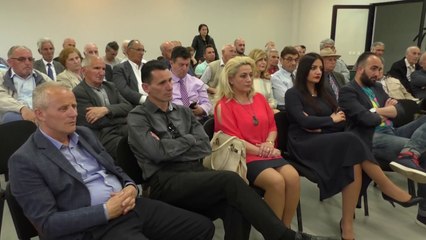 ''Dushkaja'' e Jusuf Buxhovit promovohet në Gjakovë - Lajme