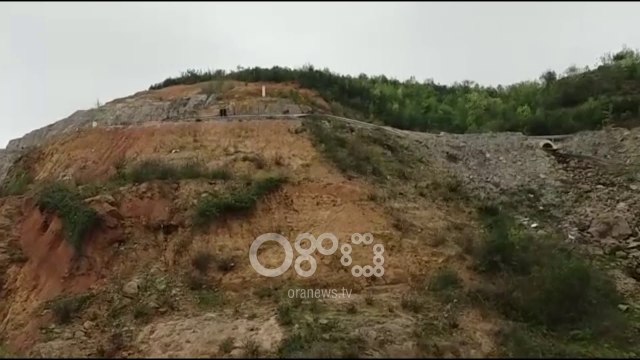 Ora News - Çifti aksidentohet në dalje të tunelit Elbasan-Tiranë, gruaja vdes në spital