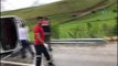 Bingöl'de midibüs devrildi: 22 yaralı