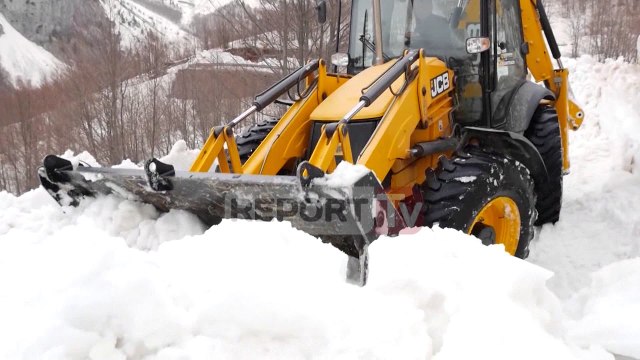 Report Tv - Nisin punimet për hapjen e rrugës së Thethit, e bllokuar nga bora prej 4 muajsh