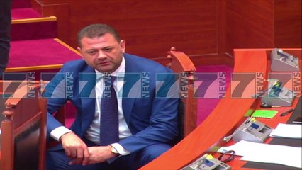 IU NDALUA HYRJA NE SHBA, DEPUTETI TOM DOSHI EVITON KOMENTET - News, Lajme - Kanali 7